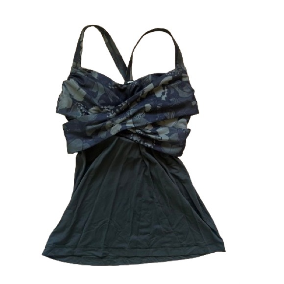 Lululemon Wrap It Up Tank Biggie So Fly Butterfly Fatigue Green Black 6 - Picture 7 of 9